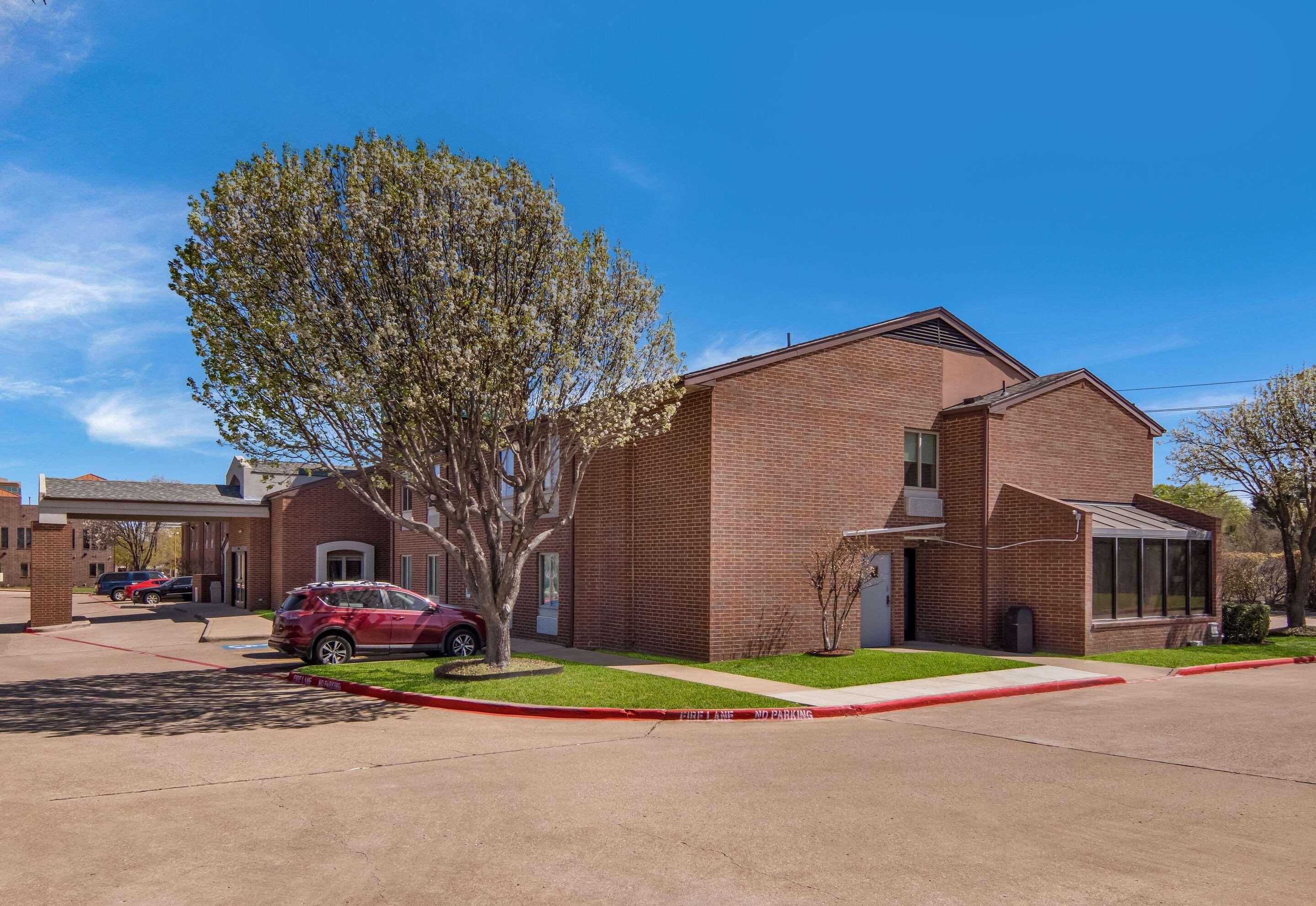 Quality Inn & Suites Richardson-Dallas Exterior photo