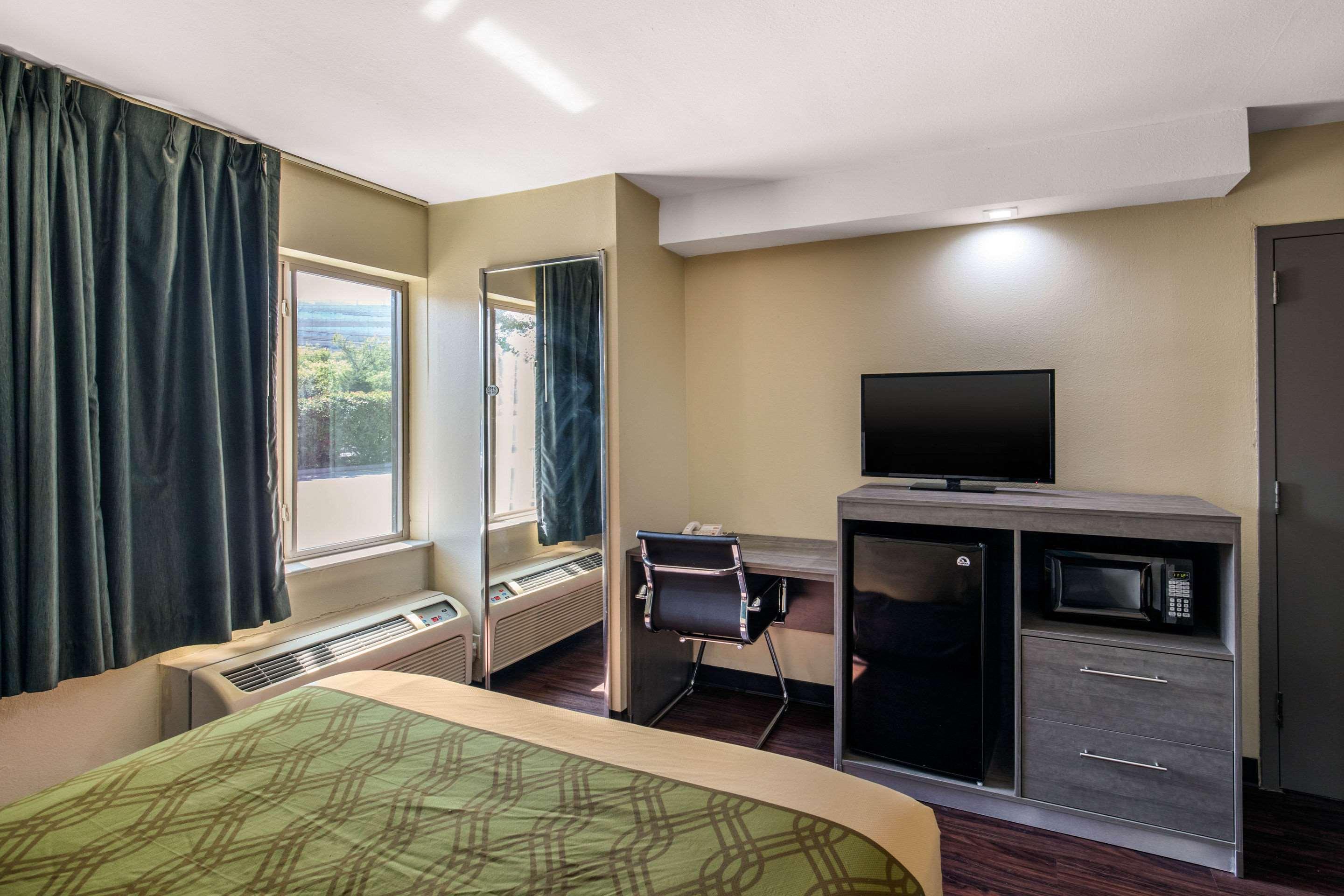 Quality Inn & Suites Richardson-Dallas Exterior photo
